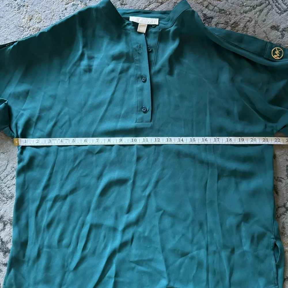 NWT Michael Kors Atlantic Blue Roll Tab Blouse Petite Large Gold MK Hardware
